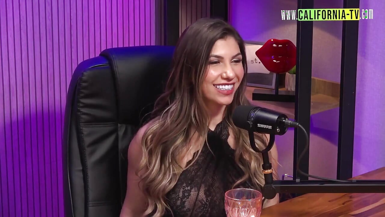Podcast Con La Bella Latina Alexia Dhein