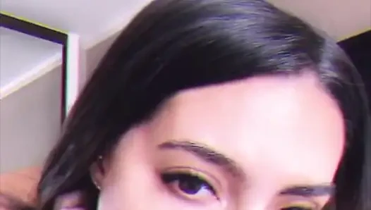 Tante seksi latina lela star lagi asik nyepong kontol dan dientot habis-habisan sampai tenggorokan