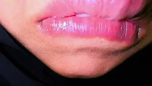 Hi aku makan malam sendirian gadis arab muslim hot, pantat bulat besar & memek berbulu besar, kamu bisa entot aku???