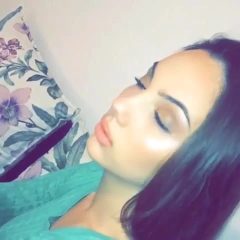 Tamara cute face needs some sperm on it