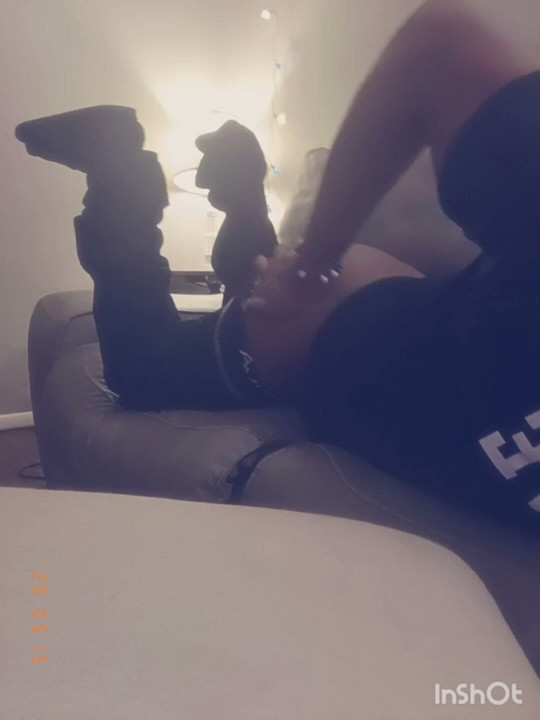 All dis ass