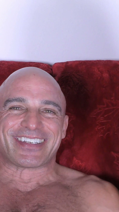 Kendra Allure licks all over my face. | Clip 1