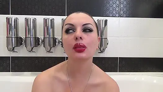 Запах губ, поцелуи, утиные лица с огромными красными губами. фетиш с языком и инструкция по дрочке! Сперма на моих огромных красных губах!