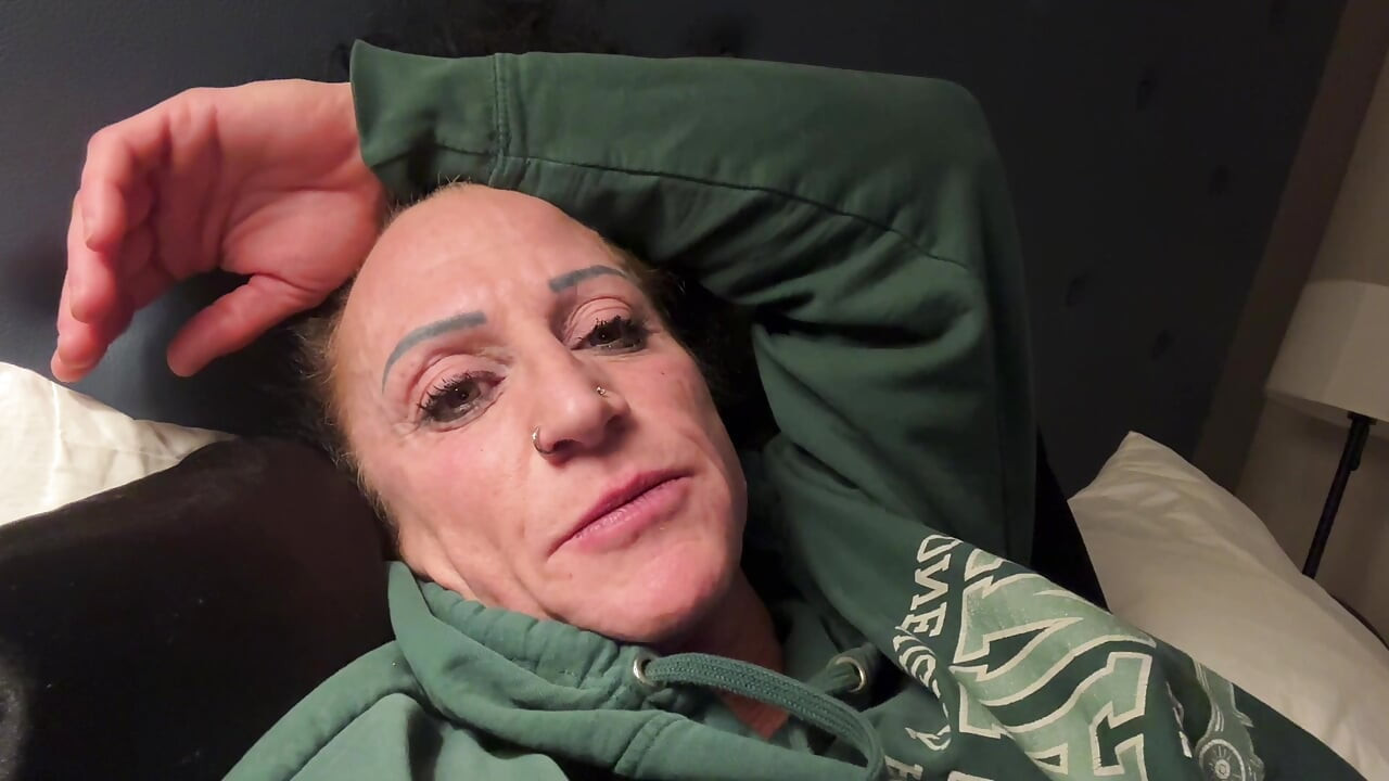Kandys Bedtime Sneezing