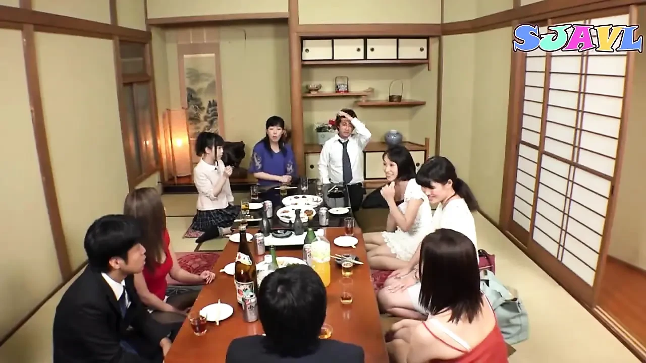 我来自学校团聚的初恋-在会场发生的一切. - C