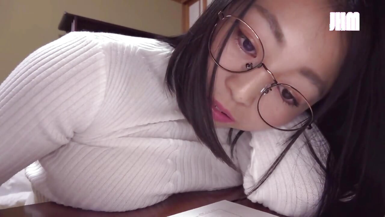 Smart Temptations. Three Voluptuous Sisters Who Turn Reason Into Pure Desire. - Episode2