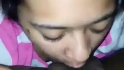Swallowing pussy