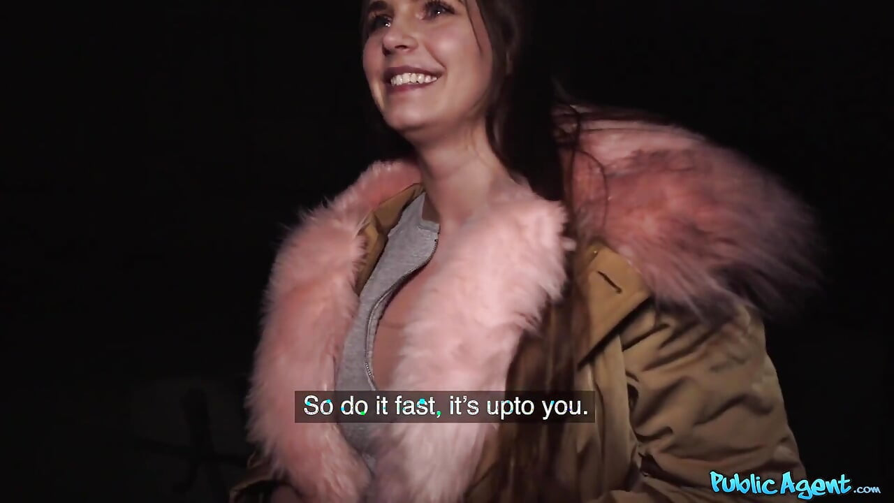 Agent - 20 Year Old Student Taylee Wood Flashes Her Big Tits