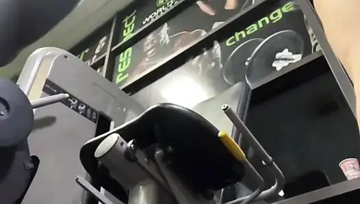 Sexy workout with jucielussie in the gym