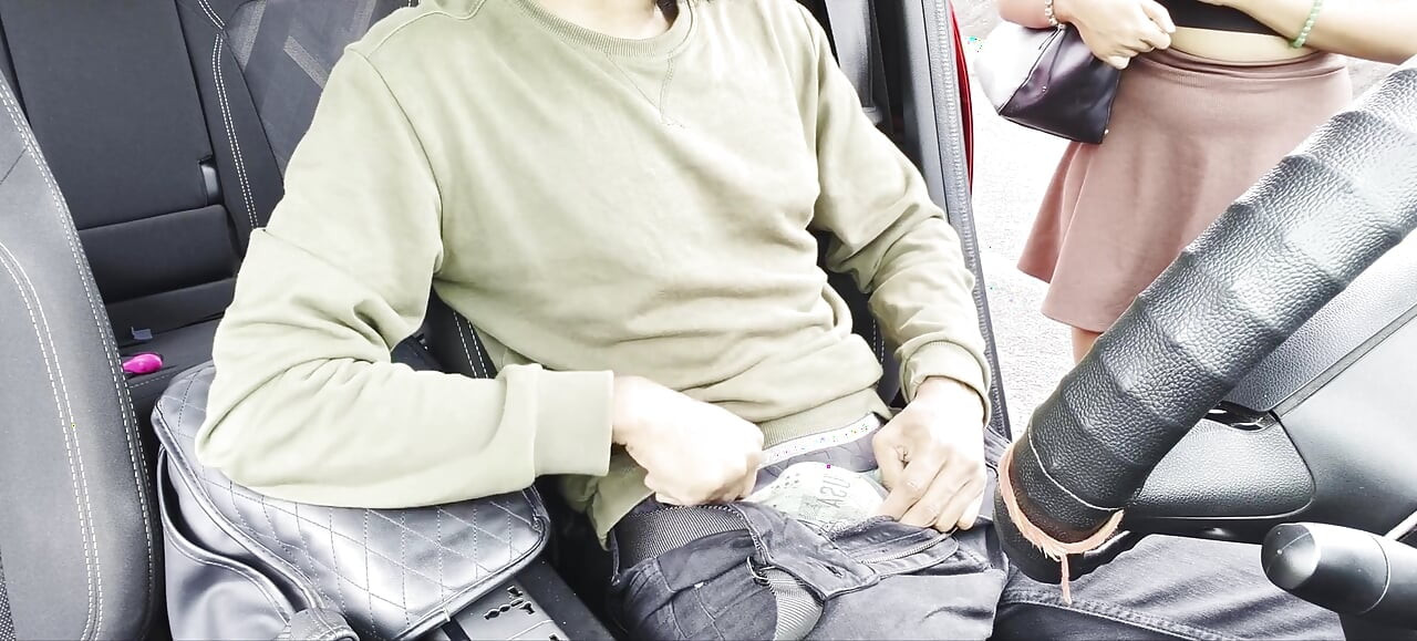 I Caught My Driver Masturbating in Car Turns Into Ass Fuck