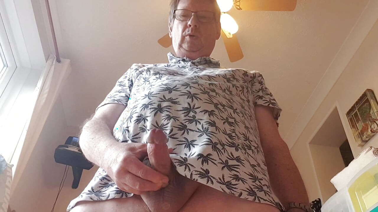 HUGE LOADS OF CUM