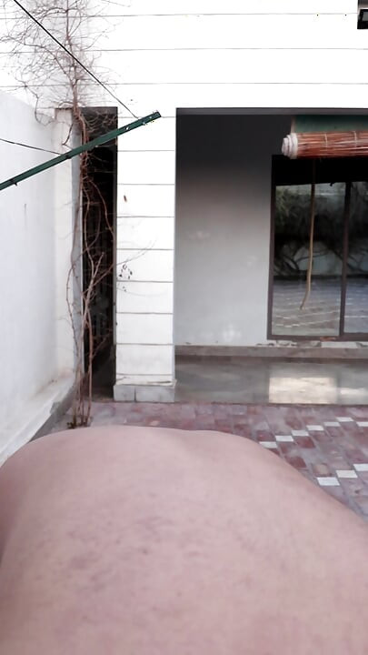 Moti Gaand Wala Pakistani Ladka Apni Gaand Ka Suraakh Dikha Rha Hai