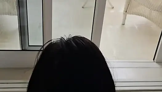 Orta yaşlı seksi kadın yakın sikiştikten sonra ve üzerine boşalıyor