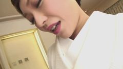 Sexy Japanese girl loves scuking hard cock