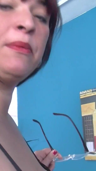 Jaw-dropping moment from "Elke und Carsten - Sie macht beim Sex immer die Augen zu - Therapeutin hilft"