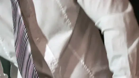 Cewek rambut cokelat dengan gaun pengantin dientot habis-habisan