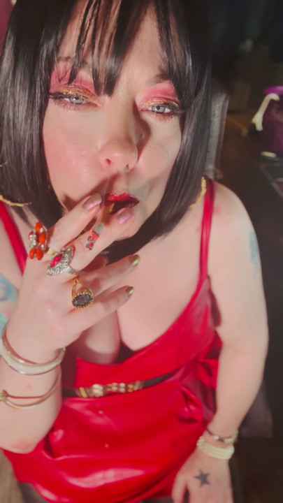 This Smoking Queen, Tina Snua, Loves To Dress In Leather & Smoke - Tip To Tail 2 Cigarettes OMI OME Snap Inhale | Clip 1