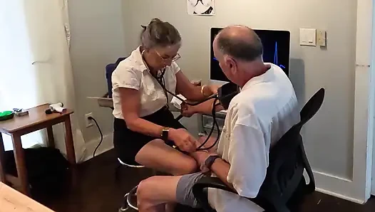 Amelie r. moreau md yüzleri
