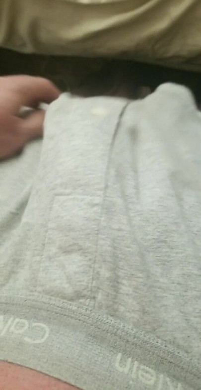 有一个新的鸡巴纹身，想看看吗？