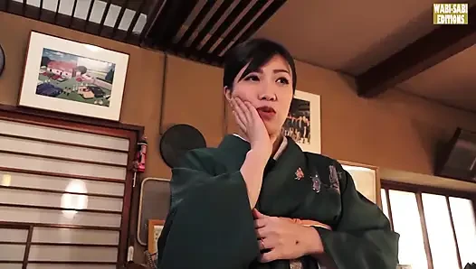 Эротический драматический театр чувственная встреча с изящной владелицей отеля - сцена.4