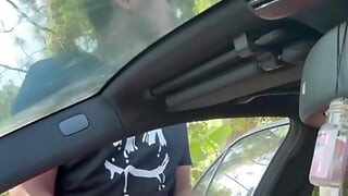 Pasangan seksi berkongkek di mana sahaja