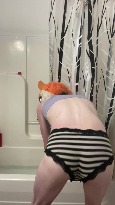 Another Sexy Fox Tease