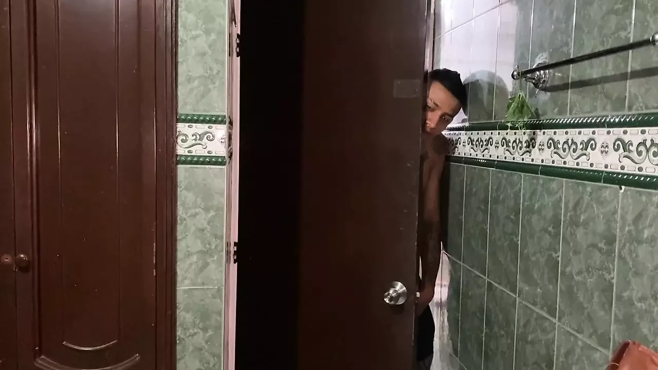 MY STEPCOUSIN ALWAYS LOOKS FOR ME WHEN I'M IN THE SHOWER TO MILK HIS SMALL COCK.