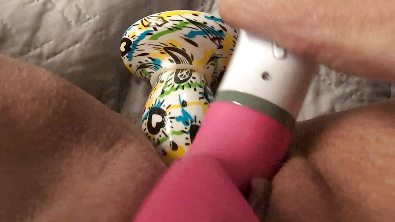 Close up MILF GILF Anal Solo Play DP Ending