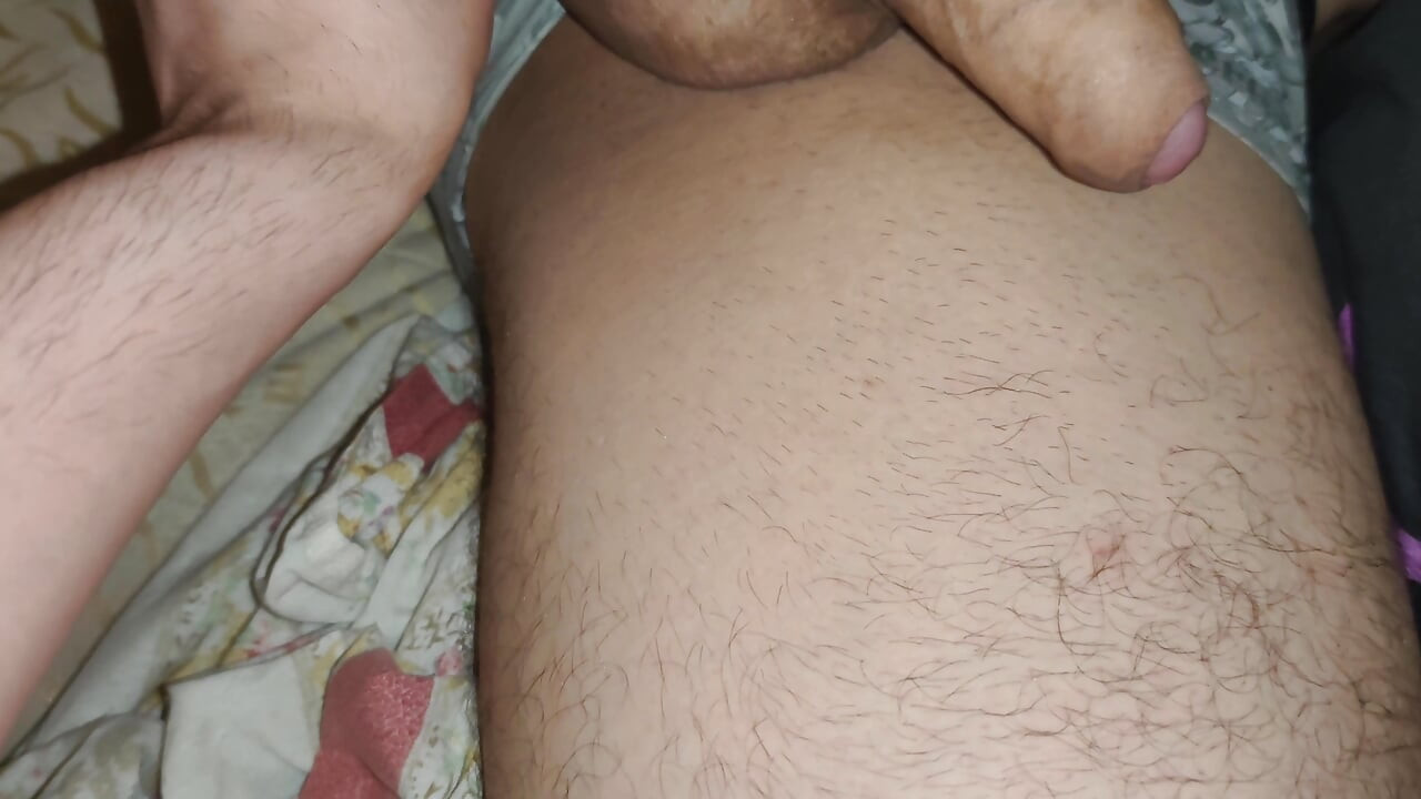 Twink szarpie swojego napalonego tatusia