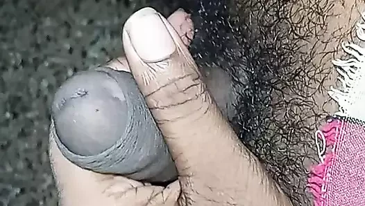 Karım penis gecesinde amcığıma masaj yapıyor