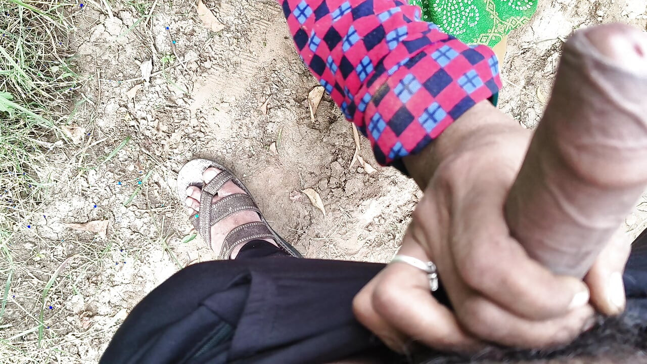 Neeli Sadi Pahani Hui Payal Bhabhi ने Munh Mein Land Liya