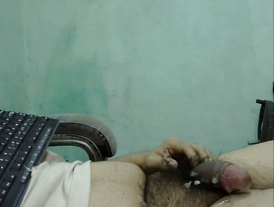 I cum on video call with 24-year-old college student