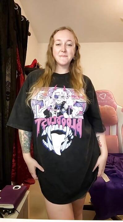 kissica video