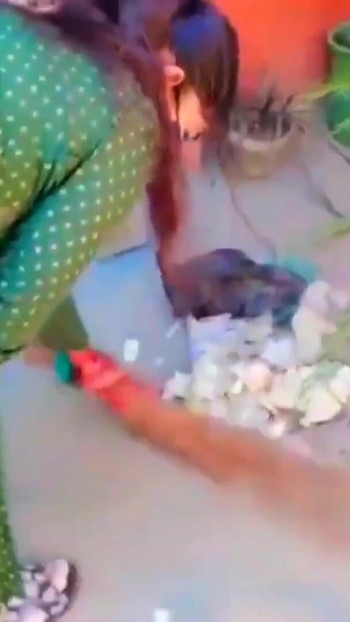 Sara khan neues sexvideo | Clip 2