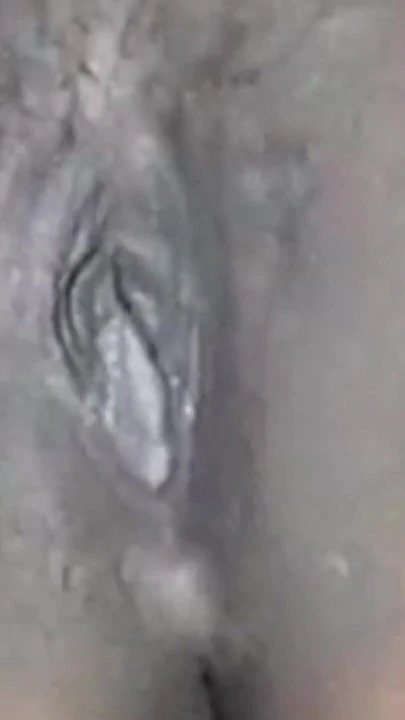 Momento da vedere da "Riya ha mostrato il suo culo nudo e poi ha voluto essere scopata ma nessuno poteva scoparla"