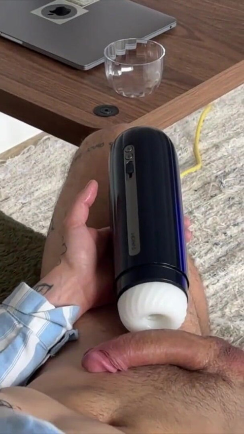 Harry Jen Harry with the new Svacom toy | Clip 2