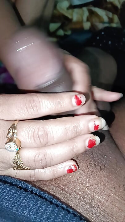 Киска горячей девушки