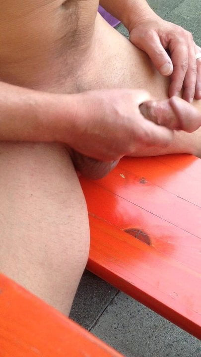 me stroking and cumshot