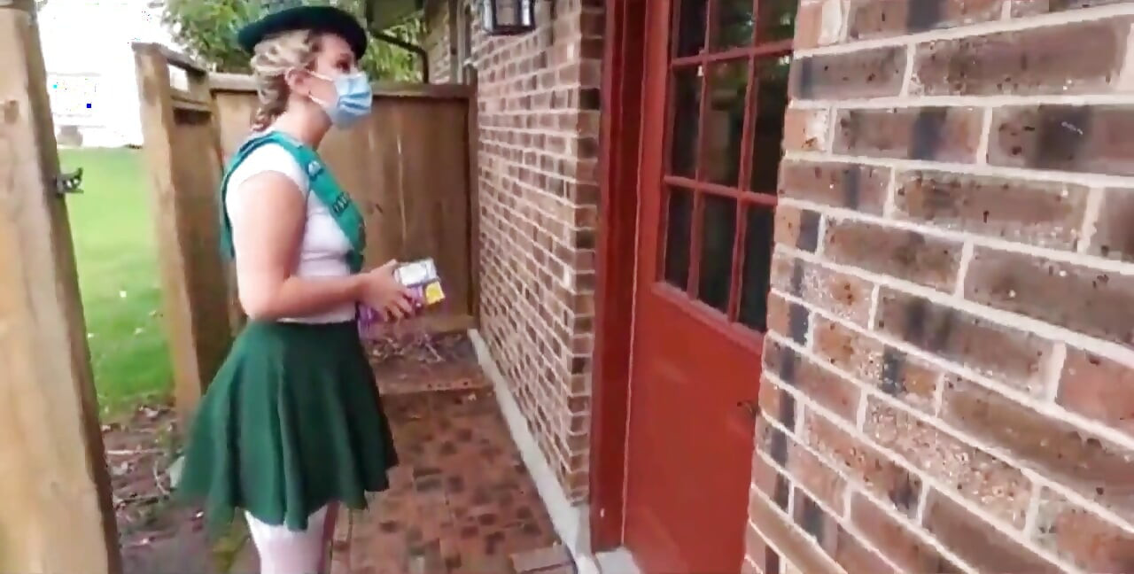 Role-playing Wife Becomes a Girl Scout for Her Neighbor Husband and Fucks Like a Teen