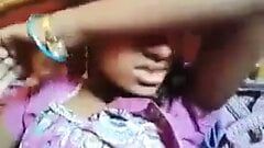 Sri Lanka, menina tamil no boquete