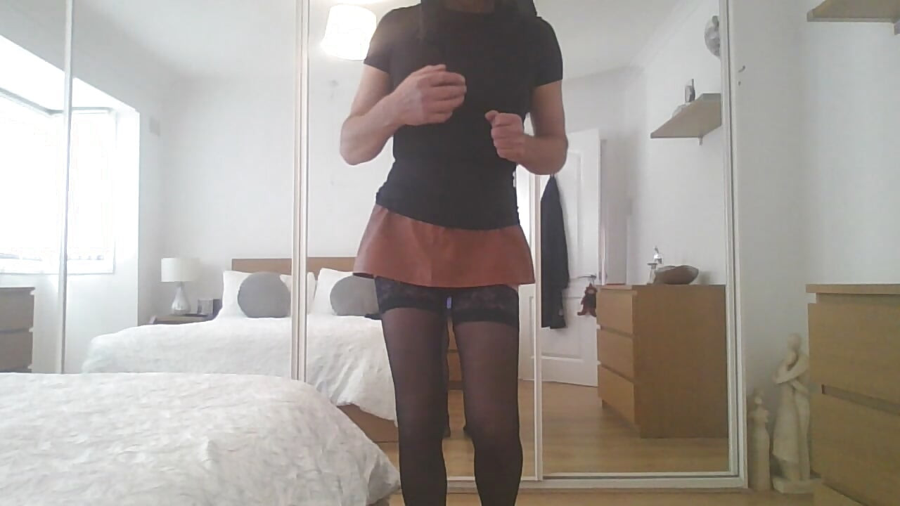 sexy leather crossdresser