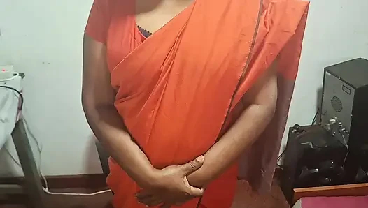 Ibu tiri berbokong besar