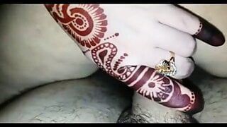 Indischer Mehndi-Handsex 1