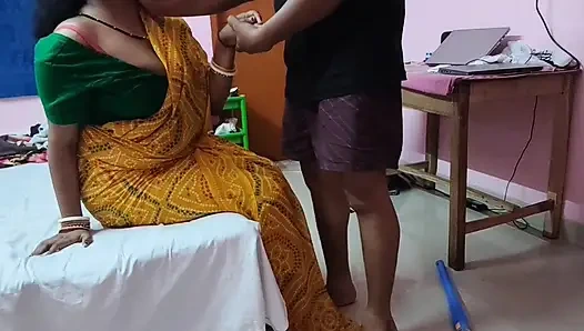 Tharki patronu karısı evde yokken ateşli desi hizmetçi yengeyi sikerek hayalini gerçekleştiriyor
