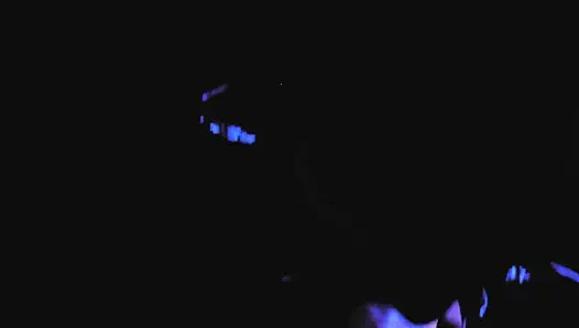 Eva lateks si tante seksi dengan pantat bahenol lagi asik nyepong kontol besar sampai dicrot di dalam