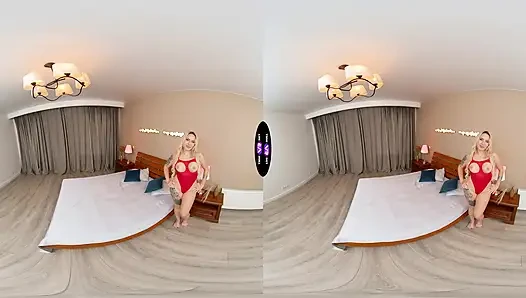 Sarışın her şeyi kontrol eder - fragman