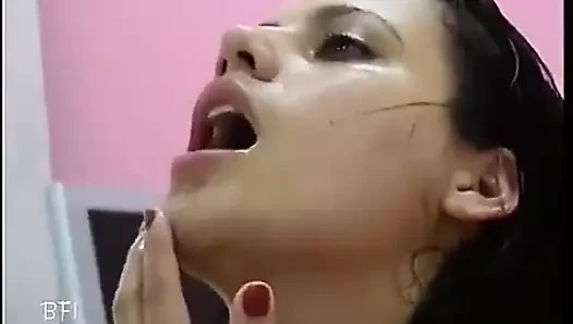 İşeyen kızlar ep3