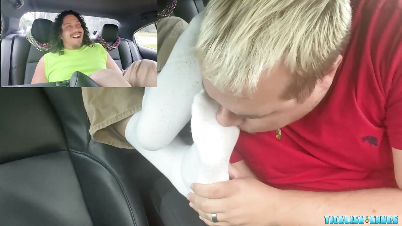 TicklishChubs Inovake Gives Matt His Toes As Payment For A Snyft Ride