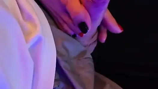 Melove seksi ayaklardan ayakla muamele