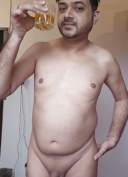 Mepornstar5 ดื่มฉี่ของเขา